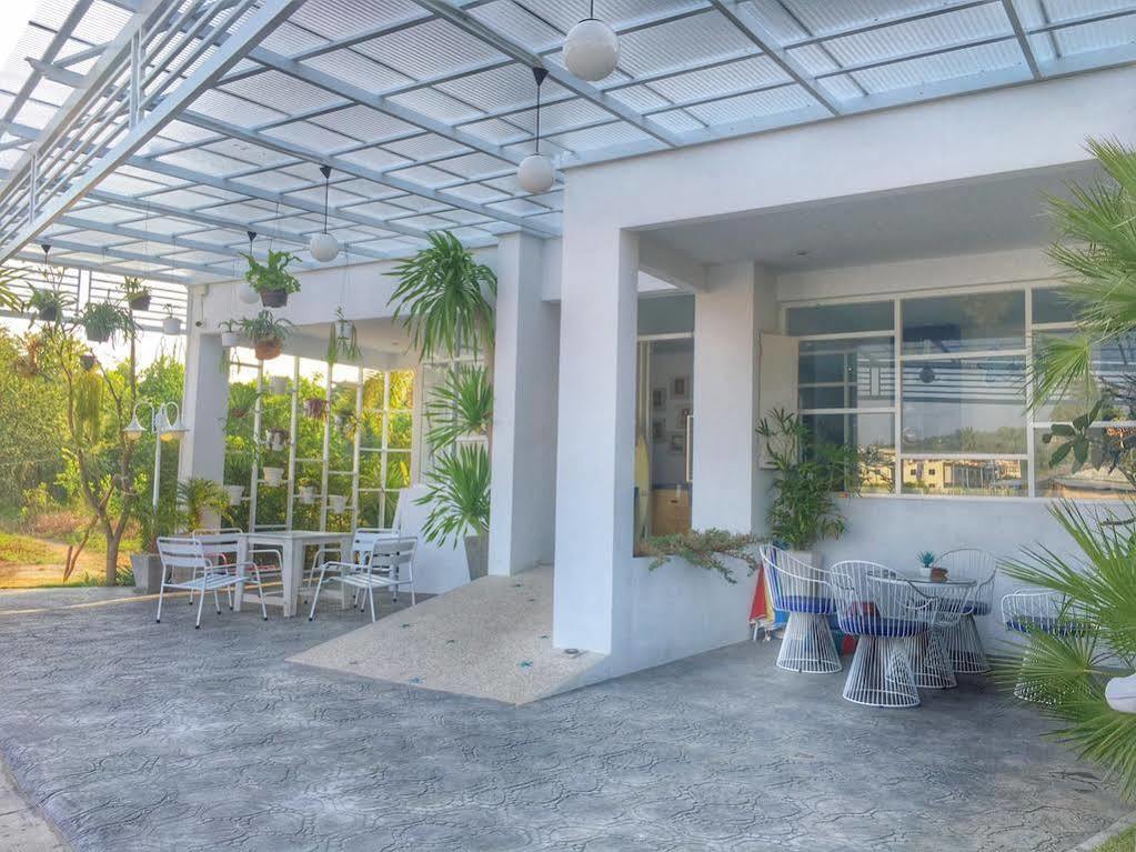 Chill House At Naiyang Hotel Nai Yang Exterior photo